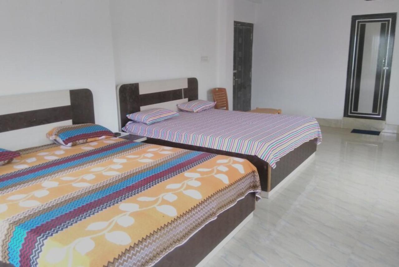 Hotel Padoshi Puri Near Beach Best Choice Of Travellers By Morservices Exterior photo