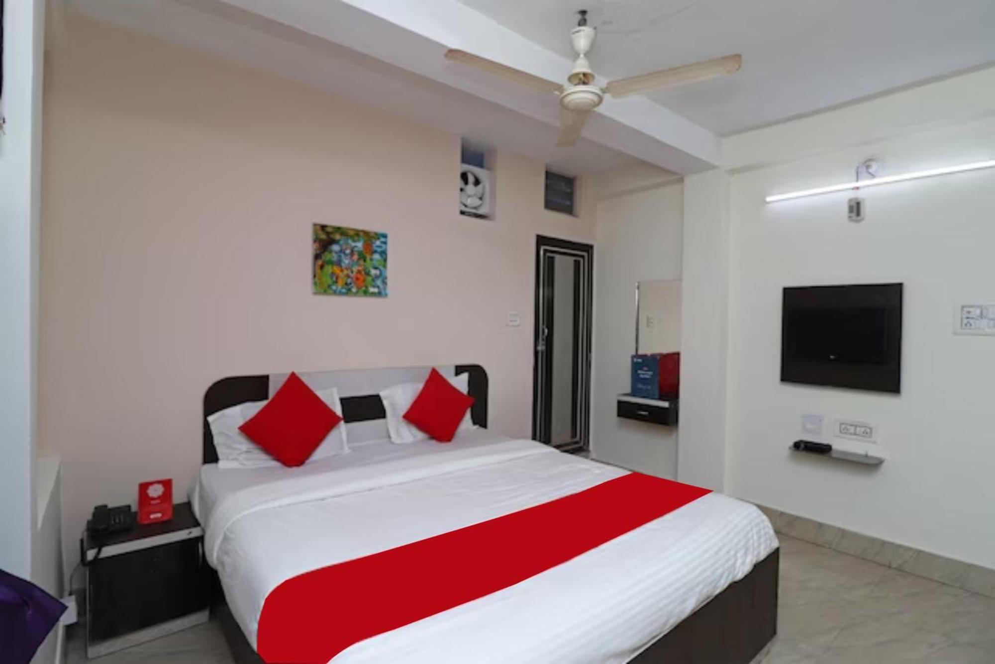 Hotel Padoshi Puri Near Beach Best Choice Of Travellers By Morservices Exterior photo